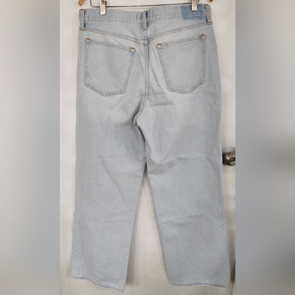 NWT Abercrombie & Fitch The Slouchy Jeans Mid Rise size 31 Regular Light Blue - Picture 15 of 16